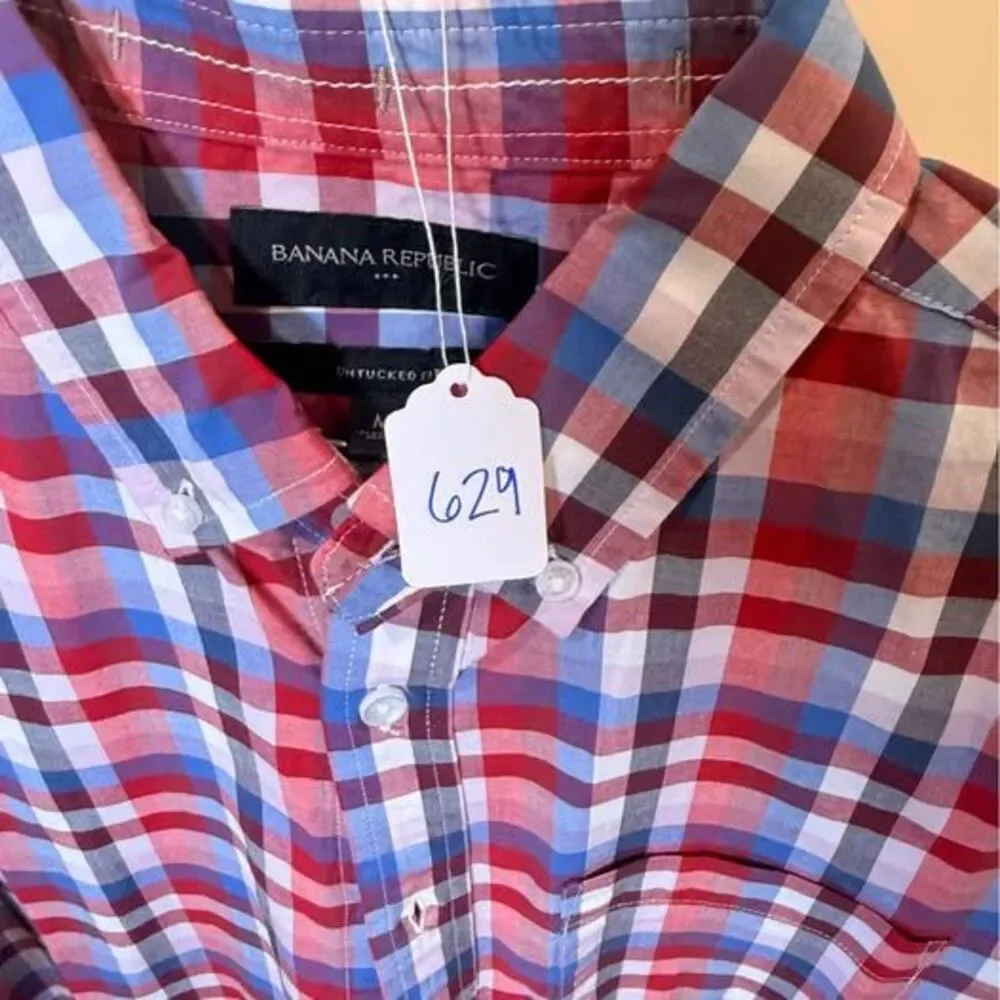 Banana Republic Untucked Fit Plaid Shirt - Size M